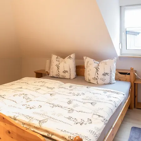 Ferienwohnungen Wittmann, Wohnung 2 Og., Fuer Bis Zu 3 Personen Bad Staffelstein Buitenkant foto